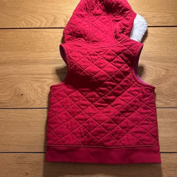 Janie and Jack quilted vest red and pink 2t - Picture 3 of 6